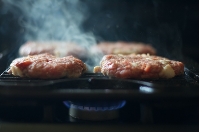 bacon burgers grilling