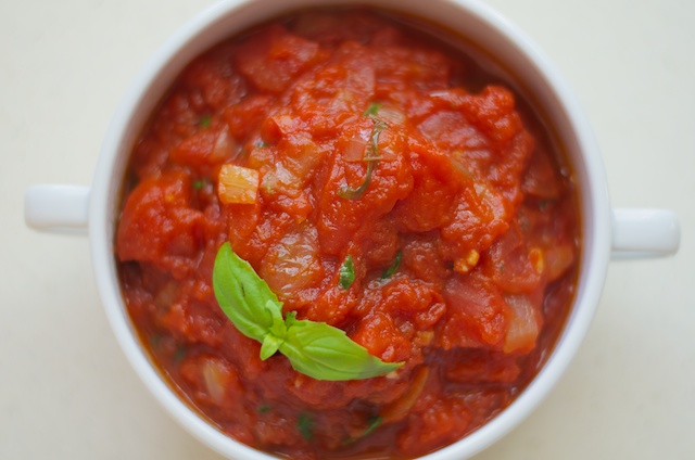 spicy tomato basil sauce