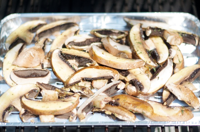 grilling mushrooms