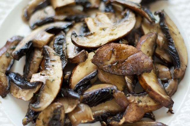 grilled seasoned easy portabello mushrooms
