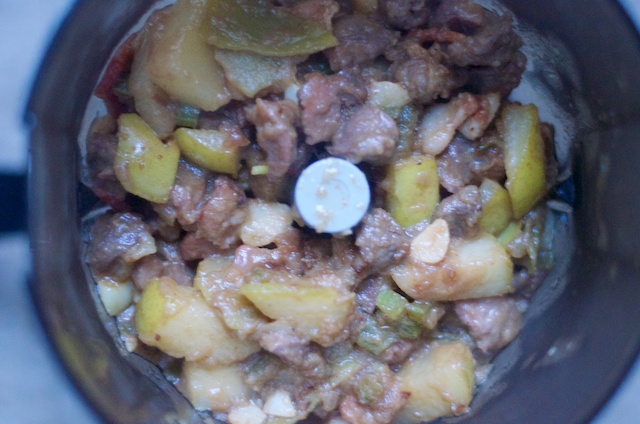 chicken gizzard heart and ingredients in food processor