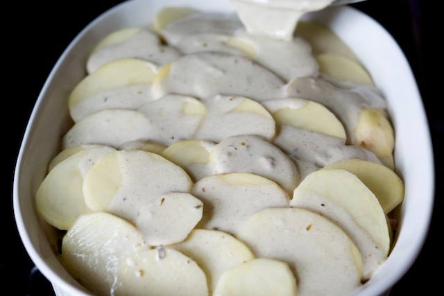 Scalloped Potatoes and Ham Recipe (Whole30)