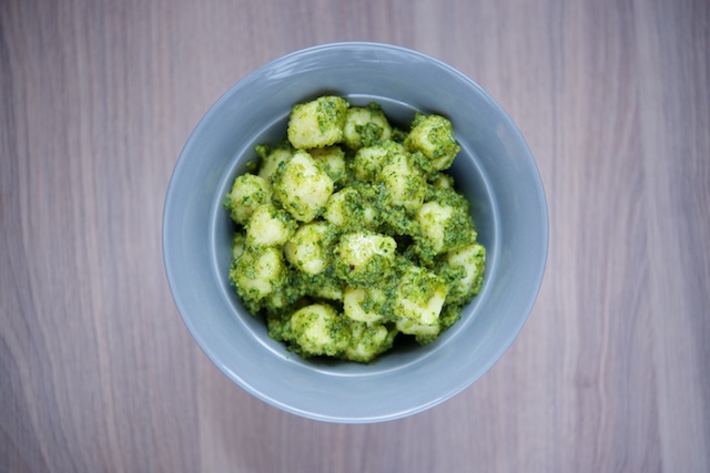 Walnut and Parsley Pesto (paleo, primal, gluten-free) Recipe