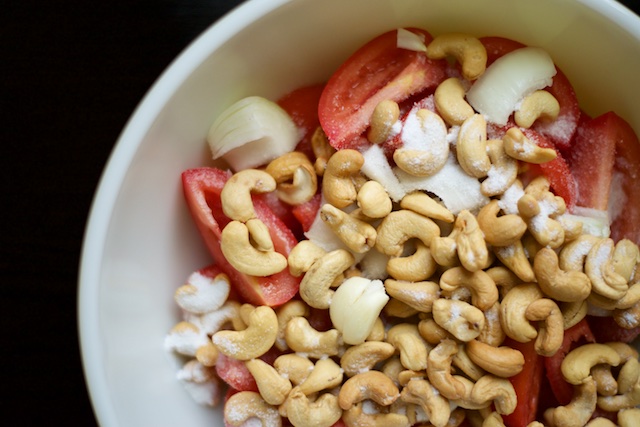 Salmorejo (Cold Spanish Tomato Soup) Recipe (paleo, primal, gluten-free)