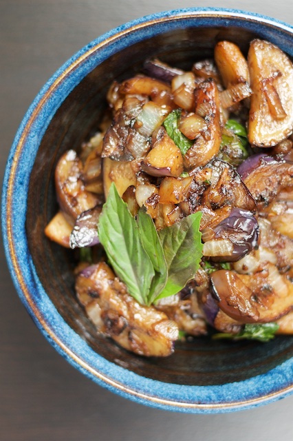 Spicy Thai Eggplant with Basil Recipe [paleo, primal, gluten-free]